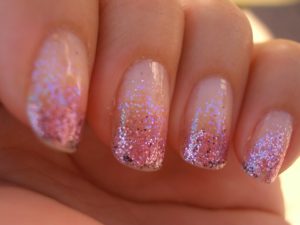 nail-glitter-