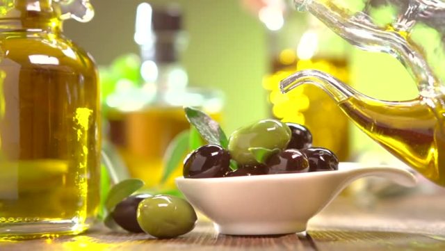 Olive Oil Benefits For Skin, Hair and Health | arujogi