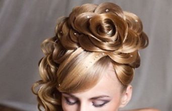 New Gorgeous Hair Style Try In This Wedding Seasons Fantastic-Hairstyle-with-Rose- feature | arujogi.club